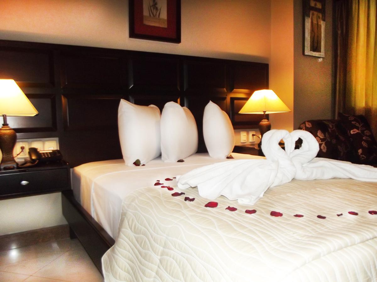 Atlantic Blue Hotel Guayaquil Buitenkant foto
